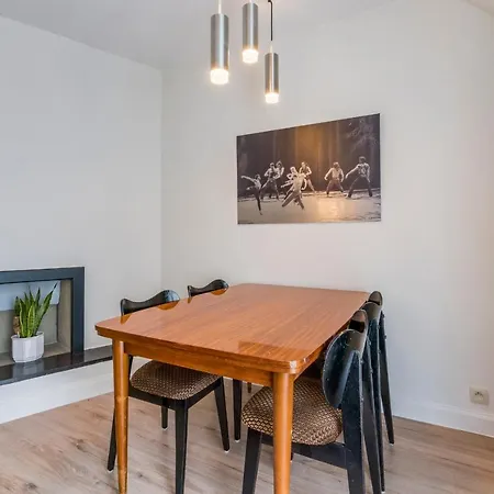 Retro Woning Te Centrum Oostende, 5min De Kust Ostend