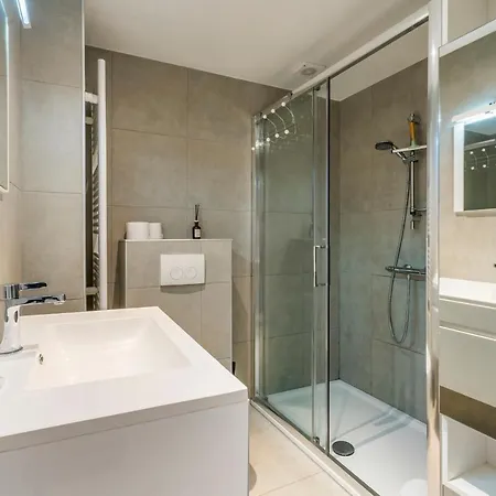 Apartamento Retro Woning Te Centrum Oostende, 5min De Kust