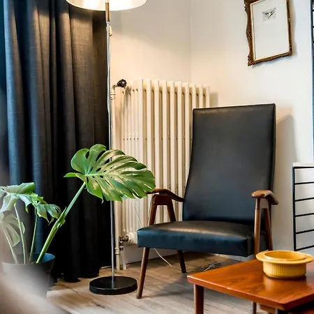 Apartamento Retro Woning Te Centrum Oostende, 5min De Kust Ostend